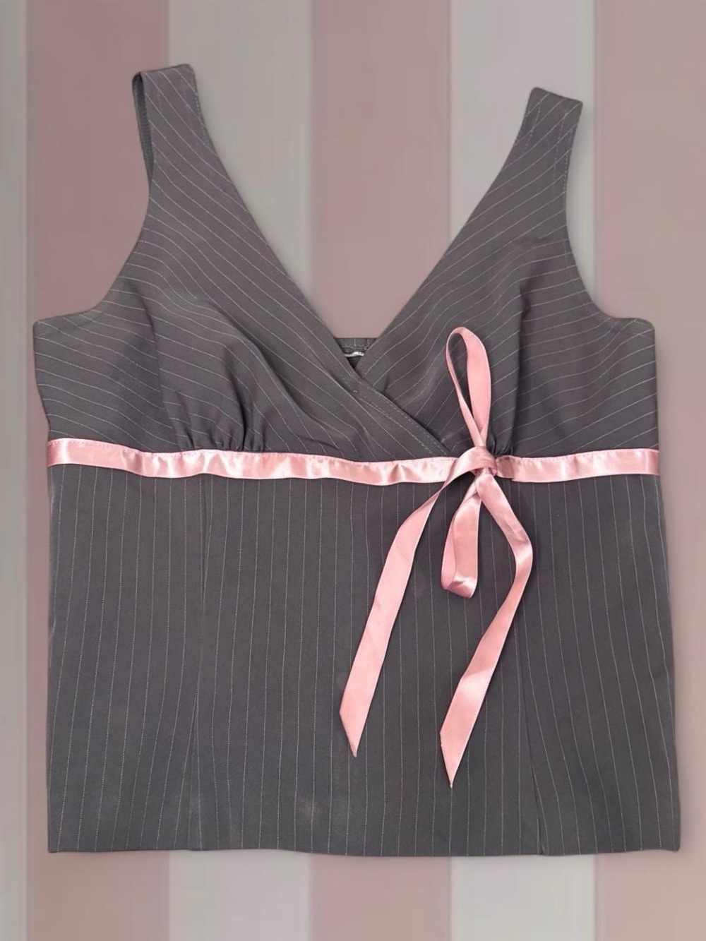 Y2K Grey Pinstripe Blouse W/ Pink Waist Bow Detail